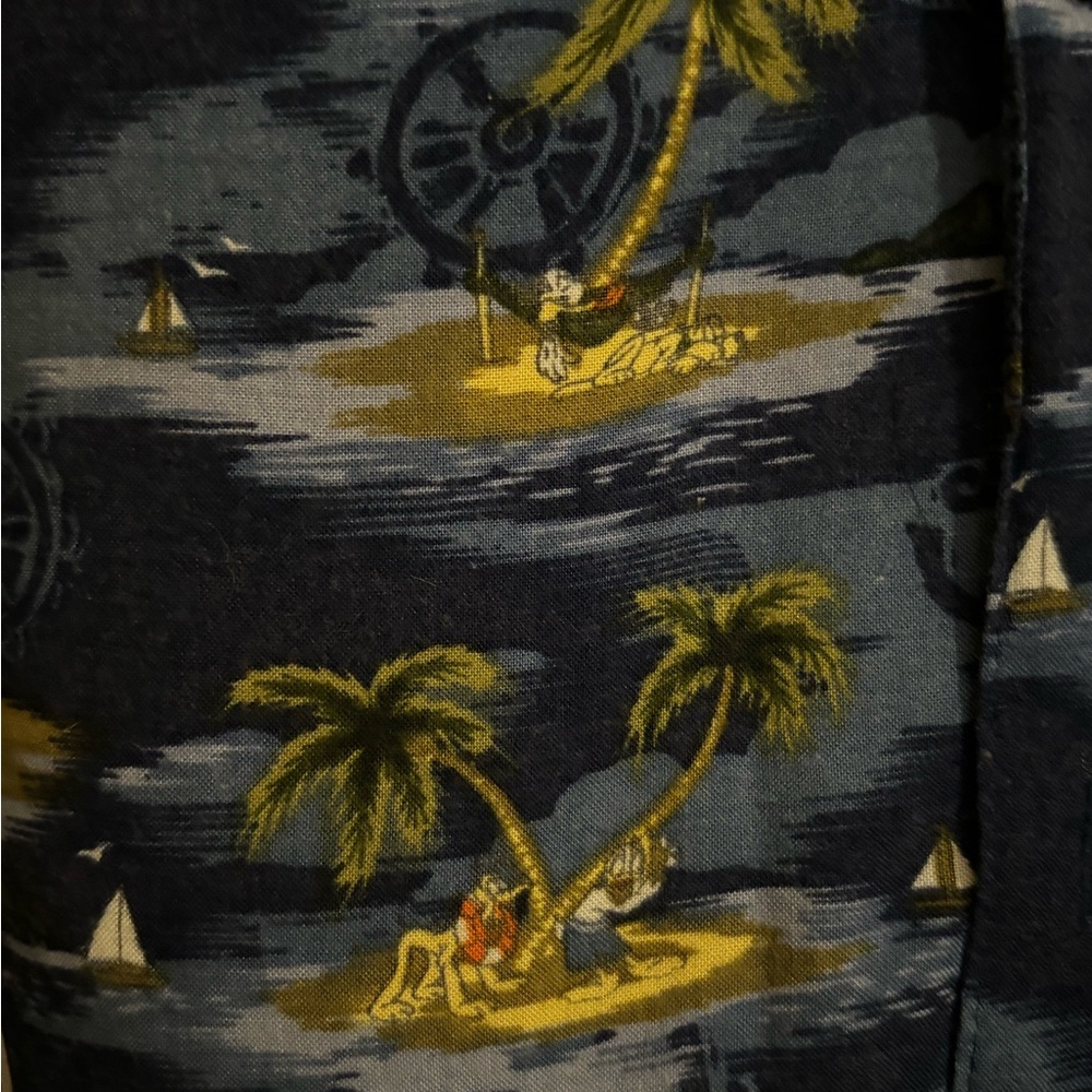 Men’s Disney “sailing” button down shirt - Picture 2 of 3